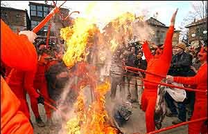 Карневалот во Вевчани